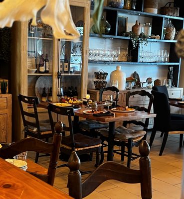 Cacio e Pepe Italian Restaurant by null