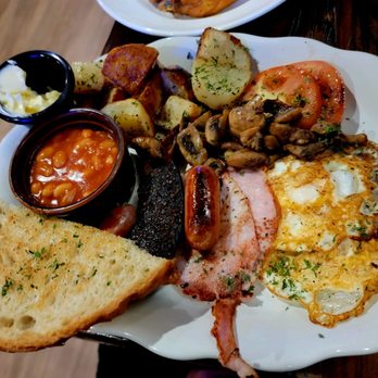 Hawk & Griffin - Full Monty - Pubs Near Me - Vienna, Virginia Hawk & Griffin - Full Monty - Pubs Near Me - Vienna, Virginia