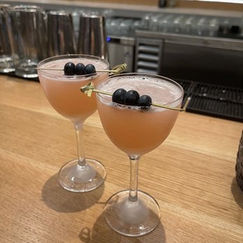 Anise Wine Bar- The Village Dallas - Drinks at Anise! - Wine Bars Near Me - Dallas, Texas