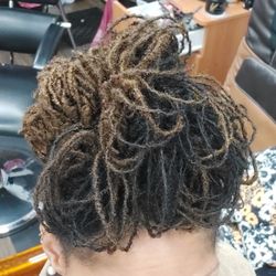 Rasheedah Exquisite Hair Dsign