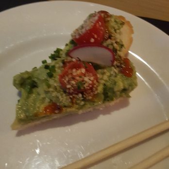 Earls Kitchen + Bar - Avocado Toast - Cocktail Bars Near Me - Plano, Texas