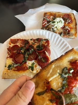 Williamsburg Pizza by null