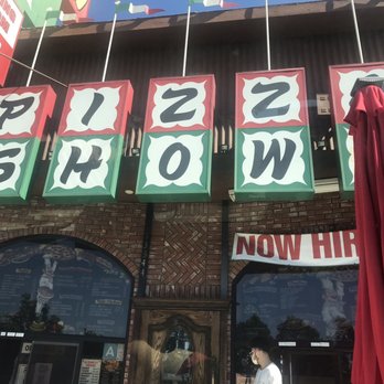 Pizza Show - Outside - Pizza Near Me - Hawthorne, California