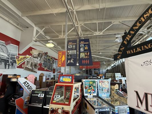 Musée Mécanique by null