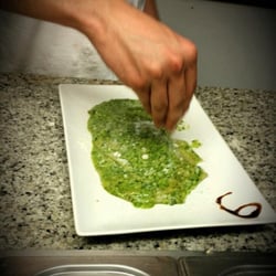 Falso Nueve - Mandilli di seta al pesto