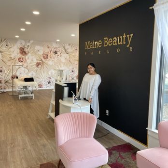 Maine Beauty Parlor - Nikki is the best! - Eyelash Service Near Me - Westbrook, Maine Maine Beauty Parlor - Nikki is the best! - Eyelash Service Near Me - Westbrook, Maine
