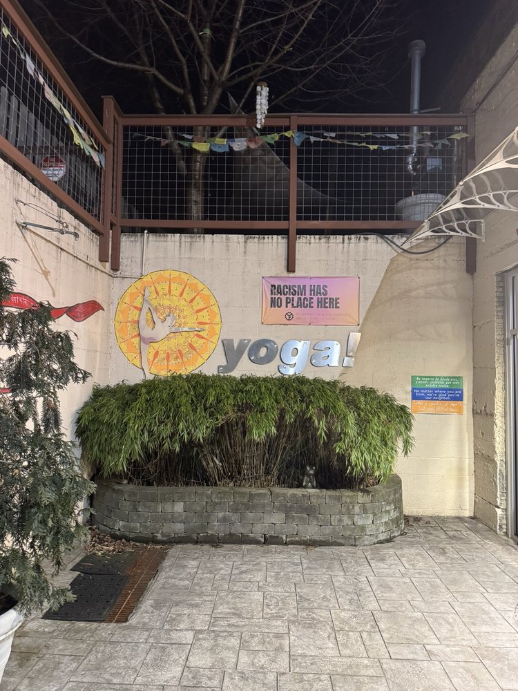Yoga Factory Pittsburgh Logo