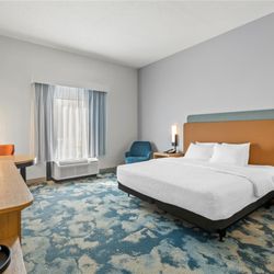 Hampton Inn Carrollton - Guest room