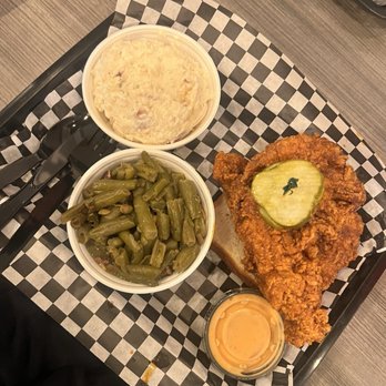 Beaky’s Hot Chicken - Southern Green Beans, Red Skin Potato Salad, 3 Tender Meal in mild, Hot Honey Mayo sauce - Chicken Shop Near Me - Baytown, Texas