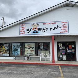 Groamy Cd's & Tapes