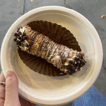 Primrose Bakery - Chocolate Cannoli - Bakeries Near Me - Pleasanton, California Primrose Bakery - Chocolate Cannoli - Bakeries Near Me - Pleasanton, California