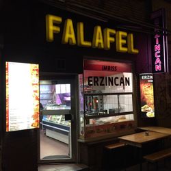 Emmioglu Falafel - Eingang