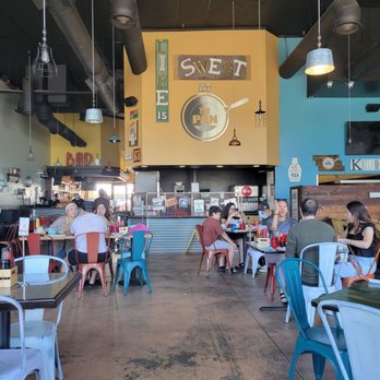 The Pan - The inside - Breakfast & Brunch Near Me - Lomita, California The Pan - The inside - Breakfast & Brunch Near Me - Lomita, California