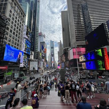 Times Square - Landmarks & Historical Buildings Near Me - New York, New York Times Square - Landmarks & Historical Buildings Near Me - New York, New York