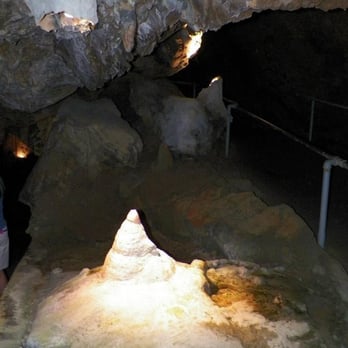 Crystal Cave - Tours Near Me - Kutztown, Pennsylvania