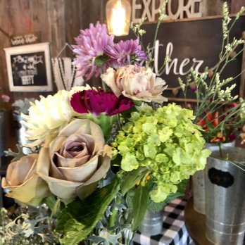 Sweet Pea Flower Truck - Florists Near Me