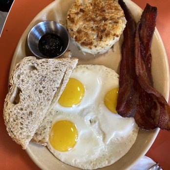 Snooze, an A.M. Eatery - Sunny side up eggs - Breakfast & Brunch Near Me - Charlotte, North Carolina