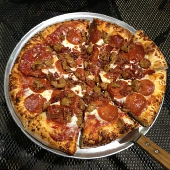 First Class Pizza - Medium pizza with bacon pepperoni and sausage - Pizza Near Me - Fountain Valley, California