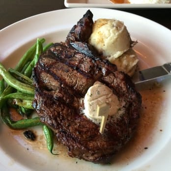 Yard House - Bars Near Me - Long Beach, California
