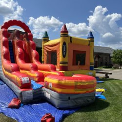 Lakes Party & BounceHouse