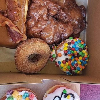 Voodoo Doughnut - Donuts Galore - Bakeries Near Me - Orlando, Florida Voodoo Doughnut - Donuts Galore - Bakeries Near Me - Orlando, Florida