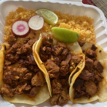 El Guacamole - Carne enchilada tacos - Mexican Near Me - Hyde Park, New York El Guacamole - Carne enchilada tacos - Mexican Near Me - Hyde Park, New York