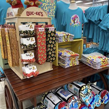 Buc-ee's - Gas Stations Near Me - Leeds, Alabama