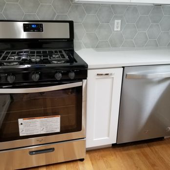 12 Tile Company - Backsplash - Tiling Near Me - Everett, Washington 12 Tile Company - Backsplash - Tiling Near Me - Everett, Washington
