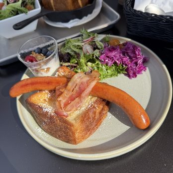 Bread, Espresso & - French Toast - Cafes Near Me - Redondo Beach, California