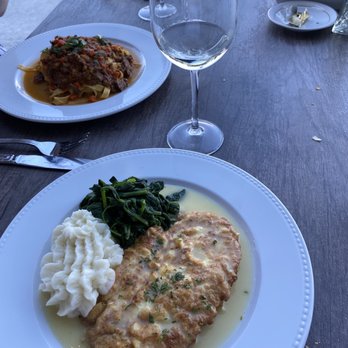 Del Primo Ristorante & Bar - Dinner & wine - Italian Near Me - Brookfield, Connecticut Del Primo Ristorante & Bar - Dinner & wine - Italian Near Me - Brookfield, Connecticut