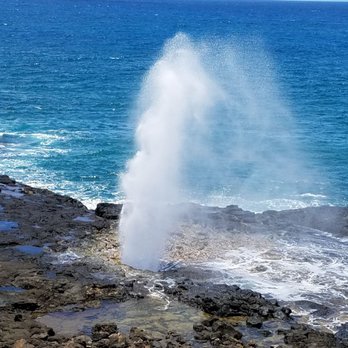 Spouting Horn - I was pretty lucky to see a lot of geysers that day......... - Beaches Near Me - Koloa, Hawaii Spouting Horn - I was pretty lucky to see a lot of geysers that day......... - Beaches Near Me - Koloa, Hawaii