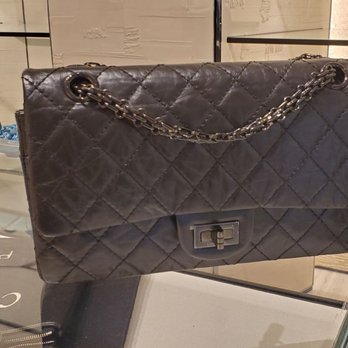 Chanel - First chanel purchase, so black 2.55 reissue! - Accessories Near Me - Honolulu, Hawaii