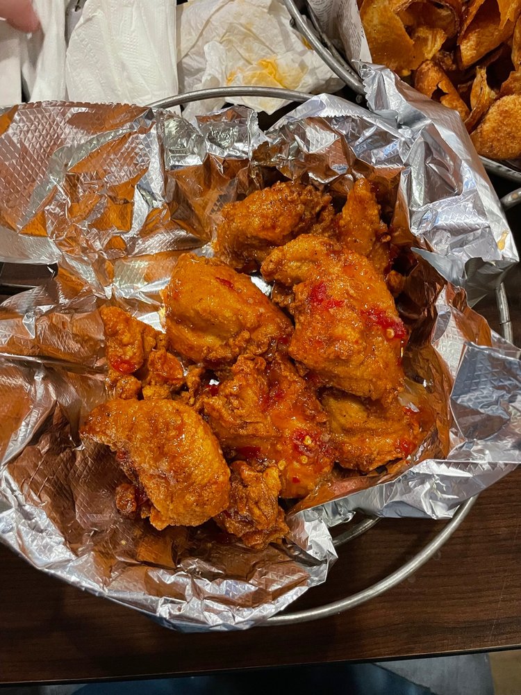 The Shark's Den Sports Bar & Grill