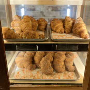 La Monarca Bakery & Cafe - Nomnomnom - Bakeries Near Me - Whittier, California