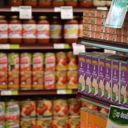 St Peter Food Co-op & Deli - General grocery items and everyday staples
