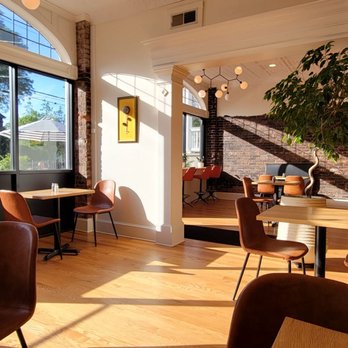 Poppy's Coffee and Kitchen - Breakfast & Brunch Near Me - New Haven, Connecticut