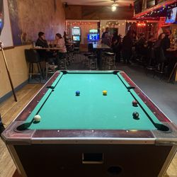 Turkey Inn - Poop and great drink prices