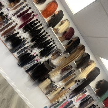 Ustar Hair - Great hair Quality - Wigs Near Me - Compton, California