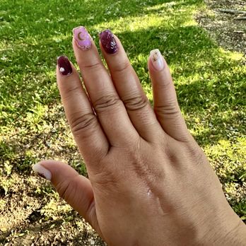 Star Nails & Spa - Nails by Sue - Nail Salons Near Me - Granada Hills, California
