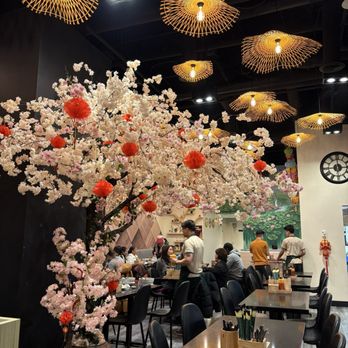 Lá Sen Vietnamese Cuisine - Nice place and feels so comfy. - Vietnamese Near Me - Toronto, Ontario Lá Sen Vietnamese Cuisine - Nice place and feels so comfy. - Vietnamese Near Me - Toronto, Ontario