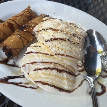Mom's Siam - Fried bananas and ice cream - Thai Near Me - Richmond, Virginia Mom's Siam - Fried bananas and ice cream - Thai Near Me - Richmond, Virginia