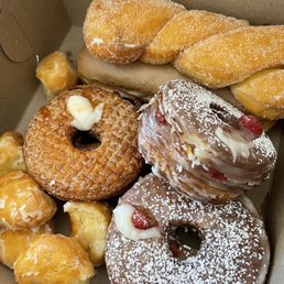 Assorted Cronuts/donuts Assorted Cronuts/donuts