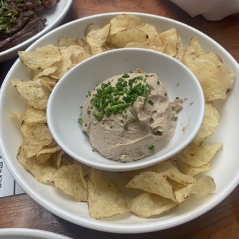 Picnik - Burnet Road - Vegan onion dip with chips - New American Near Me - Austin, Texas