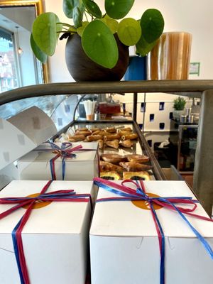 Barbershop Patisserie by null