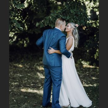 Annas Tailoring Studio - Wedding dress alterations - Sewing & Alterations Near Me - Madison, Wisconsin