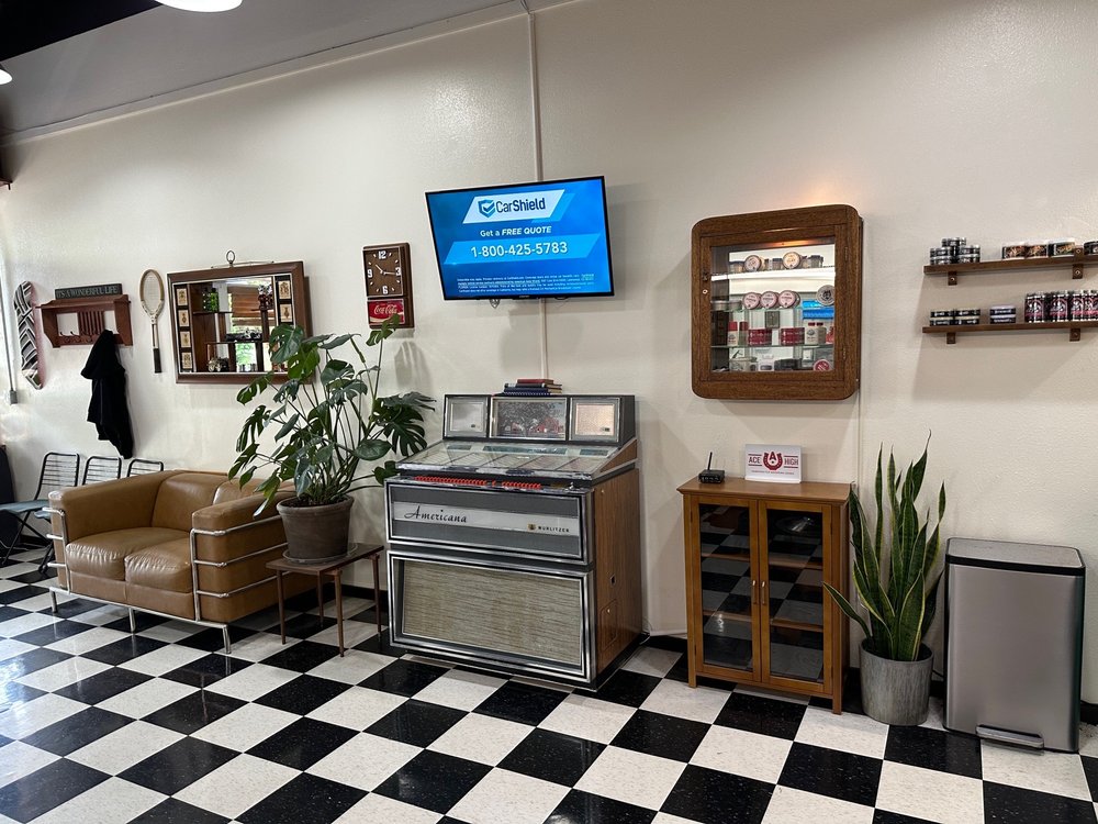 Tabor Barber Shop Logo
