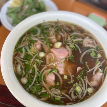 Super Super Restaurant - a bowl of soup with meat and noodles - Vietnamese Near Me - Berkeley, California Super Super Restaurant - a bowl of soup with meat and noodles - Vietnamese Near Me - Berkeley, California