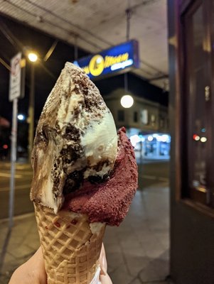 Cow & The Moon by null