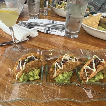 Duke's La Jolla - Poke Tacos - New American Near Me - La Jolla, California Duke's La Jolla - Poke Tacos - New American Near Me - La Jolla, California