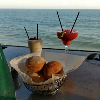 Moonshadows - Delicious bread....and the drinks - Seafood Near Me - Malibu, California Moonshadows - Delicious bread....and the drinks - Seafood Near Me - Malibu, California